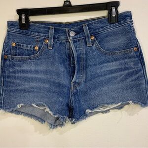Levi’s 501 Cut off Jean Shorts Med Wash Classic Button Fly Size 26 Boho Festival
